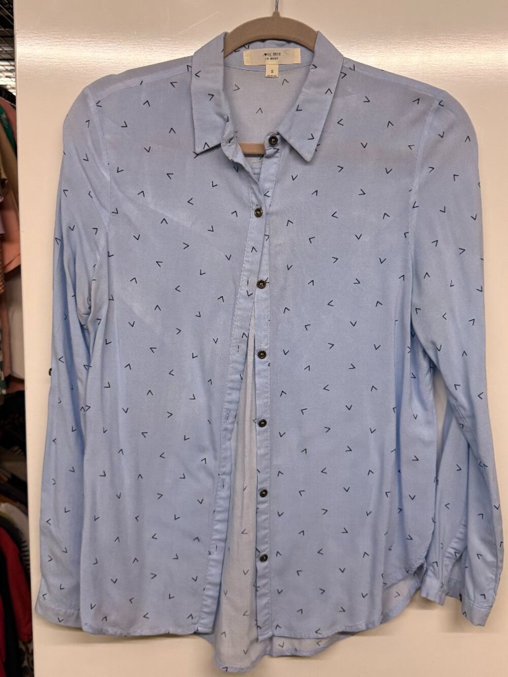 Love Tree Blue Geometric Arrow Print Button Down Shirt - Size S